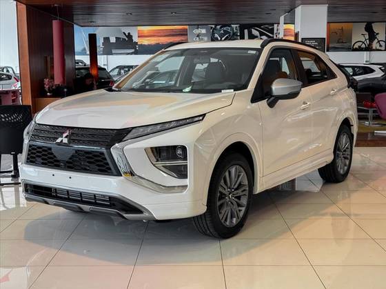 MITSUBISHI ECLIPSE CROSS 1.5 MIVEC TURBO GASOLINA RUSH CVT MITSUBISHI ECLIPSE CROSS 1.5 MIVEC TURBO GASOLINA RUSH CVT